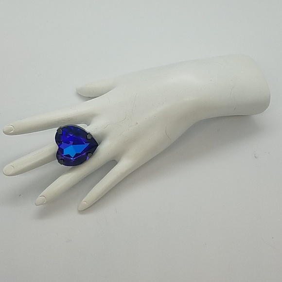 HEART THROB HELIOTROPE CRYSTAL HEART RING NEW